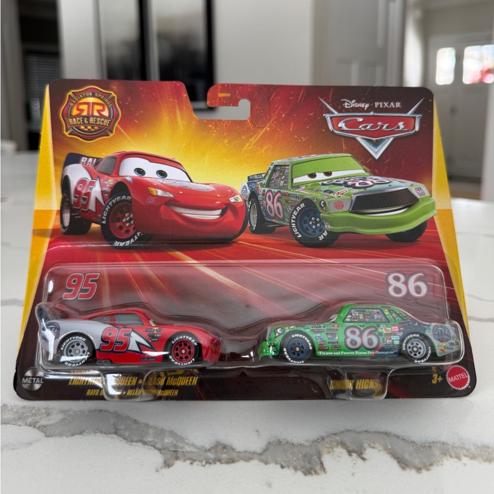 Disney Pixar Card Radiator Springs Race & Rescue Lightning McQueen Chick Hicks